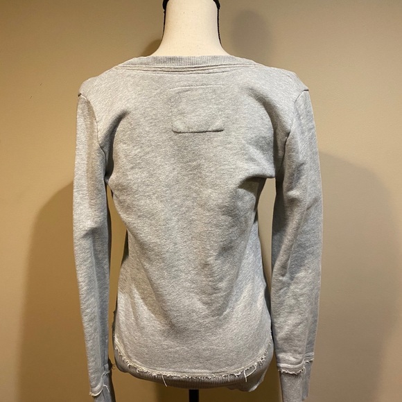 American Eagle Gray V-Neck Pullover Sweatshirt - Picture 8 of 10